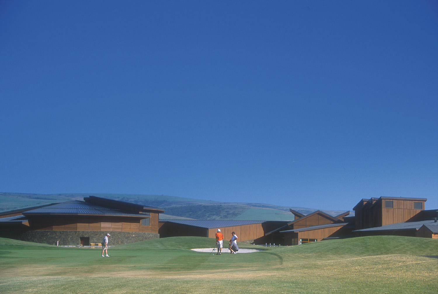 Tamastslikt Cultural Institute